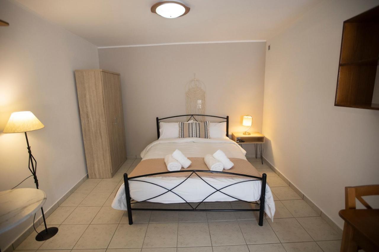 Syros Moments Apartment Ermoupoli Ngoại thất bức ảnh