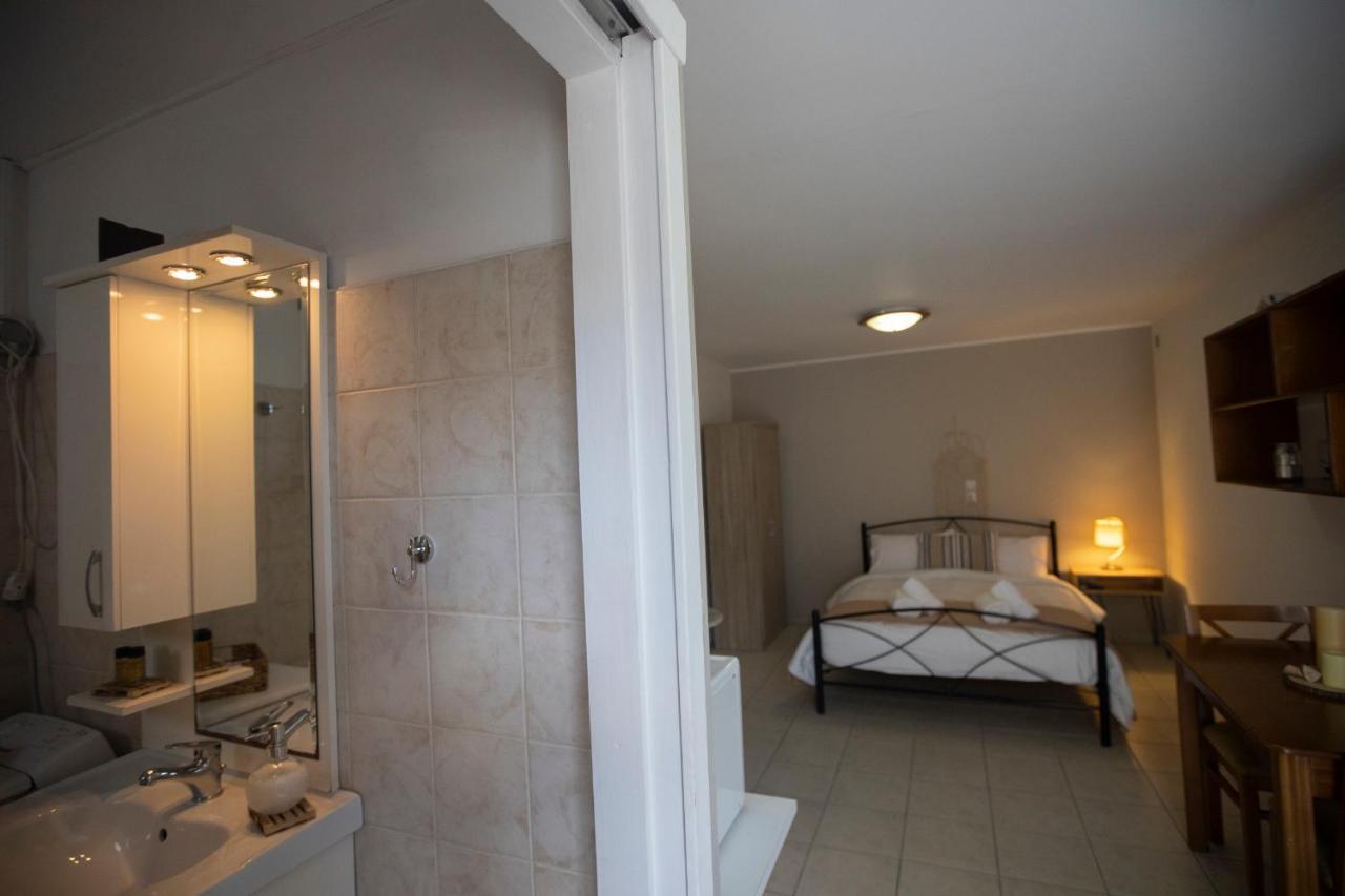 Syros Moments Apartment Ermoupoli Ngoại thất bức ảnh