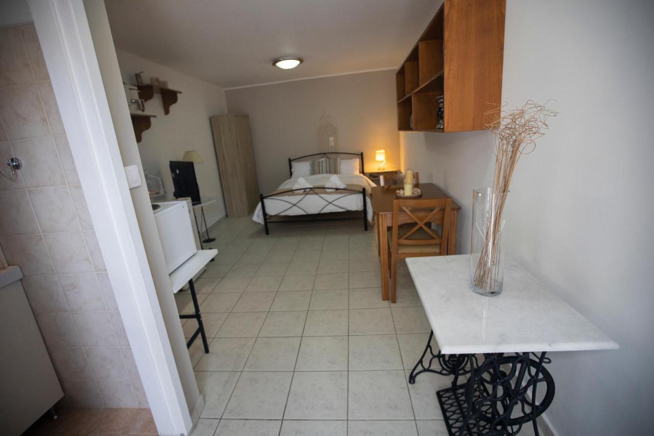 Syros Moments Apartment Ermoupoli Ngoại thất bức ảnh