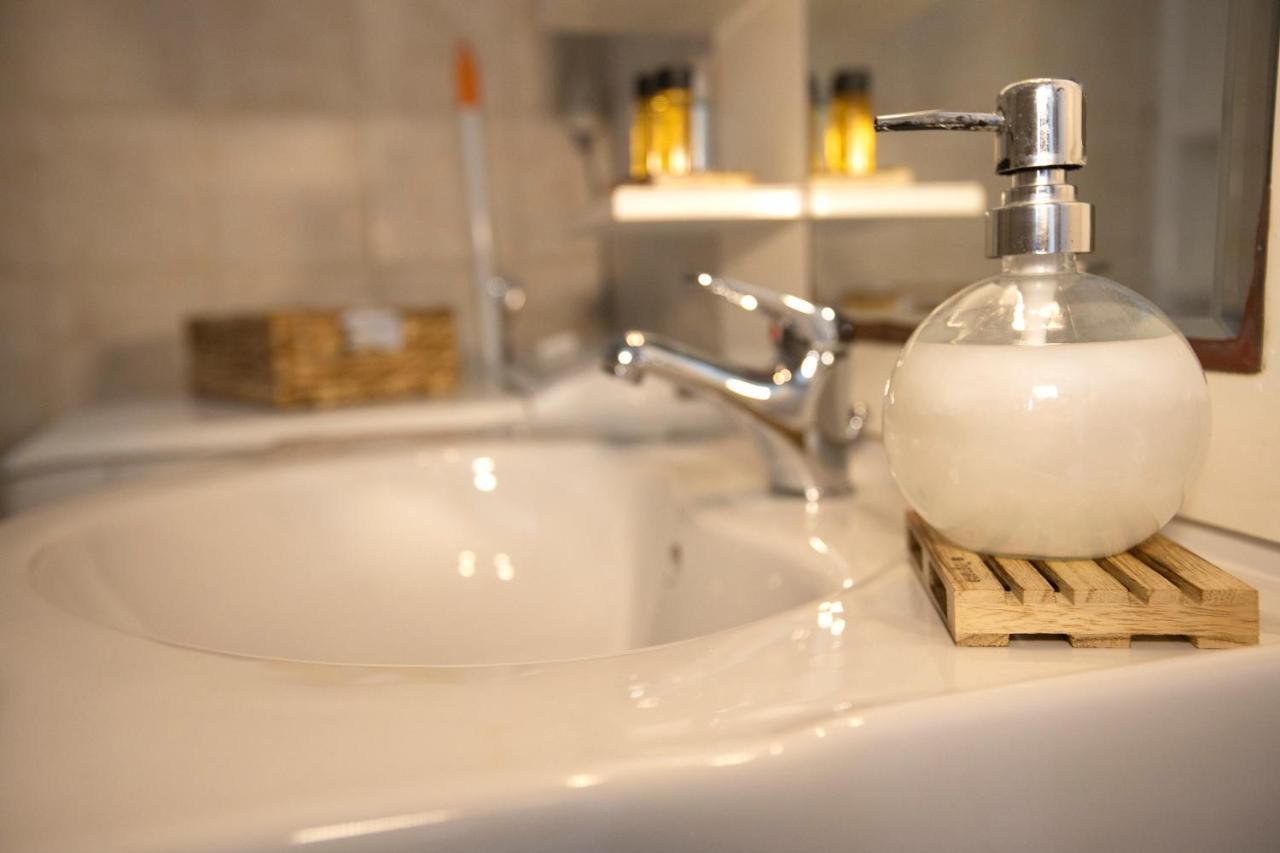 Syros Moments Apartment Ermoupoli Ngoại thất bức ảnh