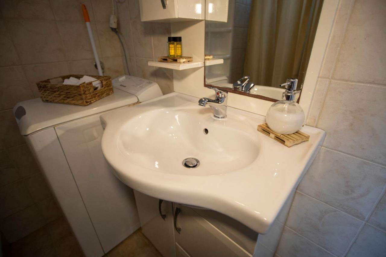 Syros Moments Apartment Ermoupoli Ngoại thất bức ảnh